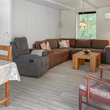 3 Bedroom Lovely In